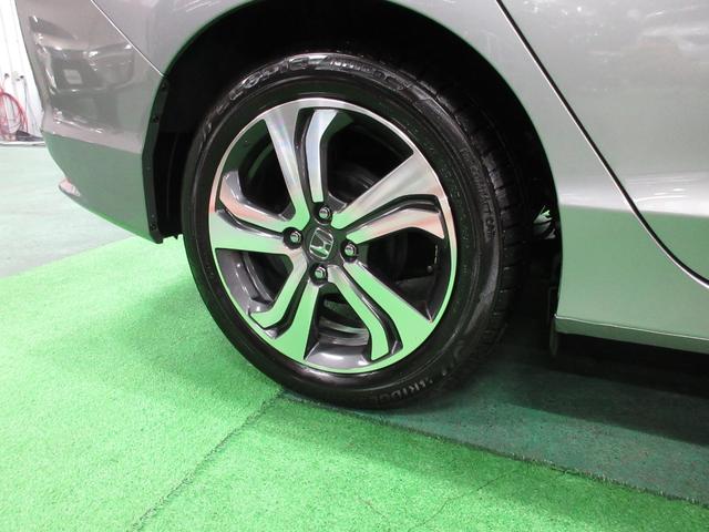 グレイス ハイブリッドEX ・純正ナビ&フルセグ・LEDライト・バックカメラ・ハーフレザー・前後ドラレコVr禁煙車の実走42,440km(74枚目)