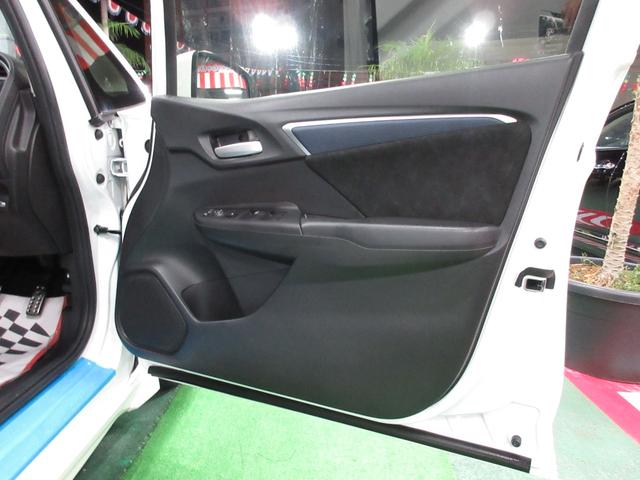 シャトル ハイブリッドXスタイルエディション ・純正ナビ&フルセグ・LEDライト・バックカメラ・ハーフレザー禁煙車の実走17,730km(8枚目)