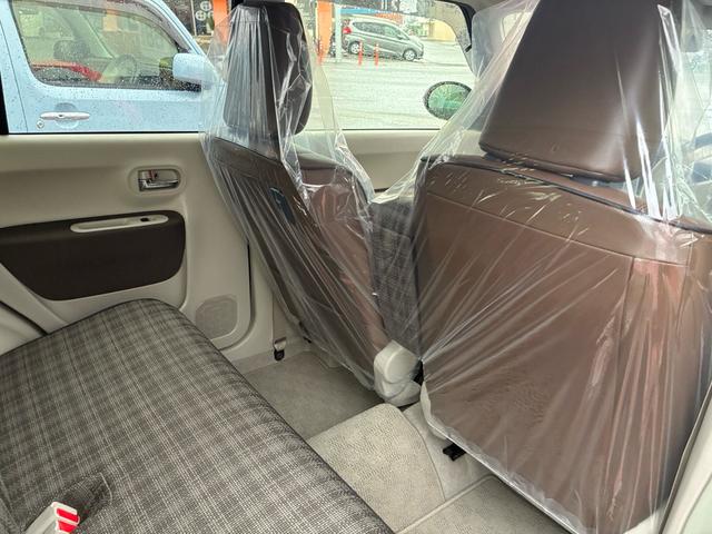 アルトラパンＬＣ Ｘ　Ｂｌｕｅｔｏｏｔｈ　ＦＭ　ＡＭ　横滑り防止　アイドリングストップ　プッシュスタート　スマートキー（10枚目）