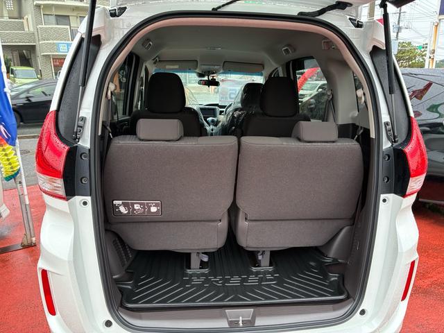 フリード Ｇ・ホンダセンシング　両側パワースライドドア　ナビ　ＴＶ　ＦＭ　ＡＭ　Ｂｌｕｅｔｏｏｔｈ　バックモニター　ドライブレコーダー（14枚目）