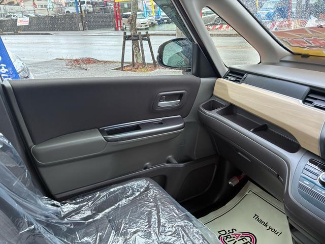 フリード Ｇ・ホンダセンシング　両側パワースライドドア　ナビ　ＴＶ　ＦＭ　ＡＭ　Ｂｌｕｅｔｏｏｔｈ　バックモニター　ドライブレコーダー（31枚目）