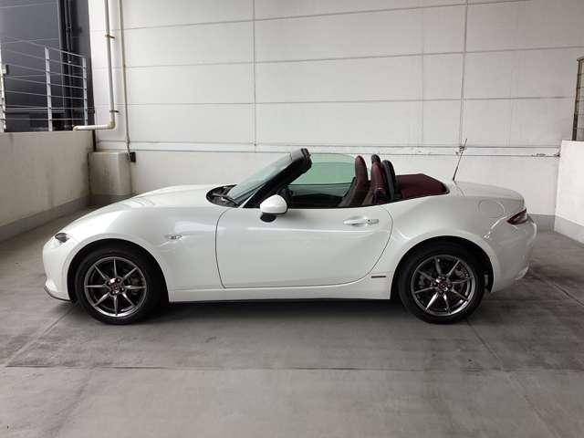 ルーフが開くとは思えないほどの精緻な設計も美しさのポイントです。