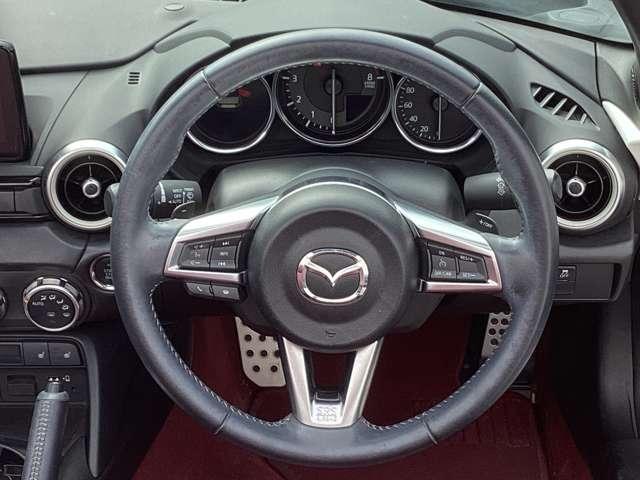 ハンドル周りは、シンプルで上品な造りとなっております。