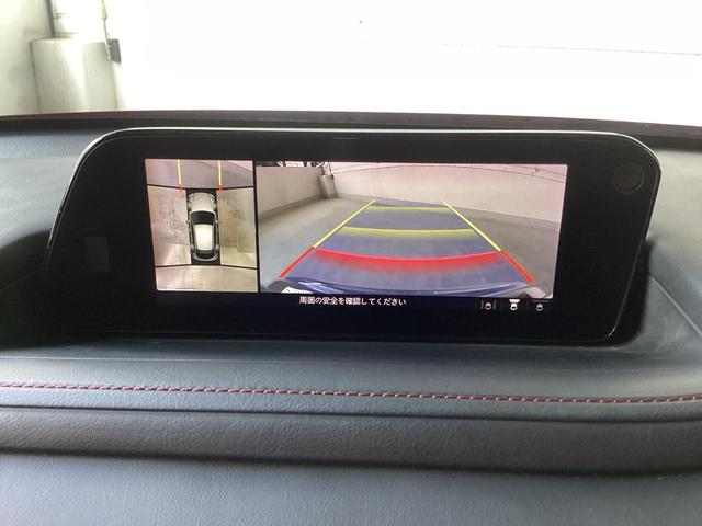 バックモニターを搭載しています。死角になる部分をサポートしてくれるので安心して駐車が出来ます。