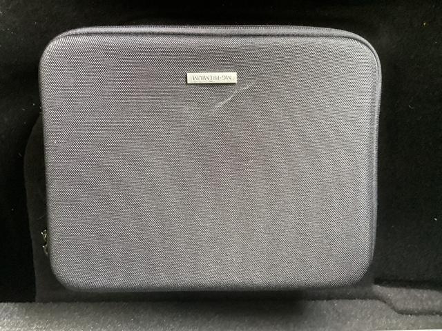 大事なお車を清潔な状態で保つお手入れキットを付属しています。