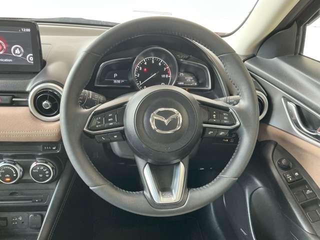 ハンドル周りは、シンプルで上品な造りとなっています。