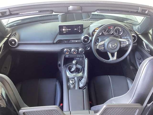 ロードスター Ｓ　レザーパッケージ　新車保証継承　１年保証付き　ＥＴＣ（8枚目）