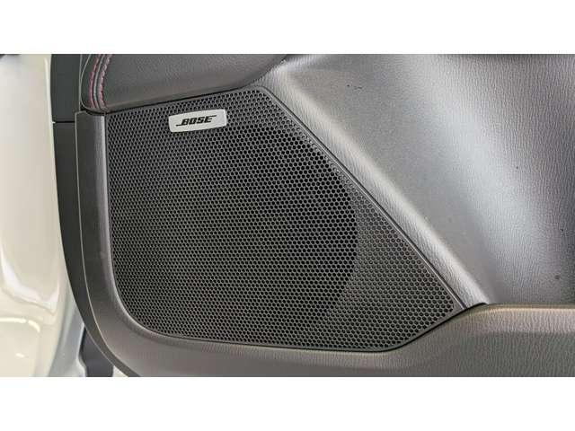 ＢＯＳＥサウンドシステム搭載。ＢＯＳＥ社と共同開発により車種専用チューニングを施しました。良質なサウンドでお好きな音楽をお楽しみください。