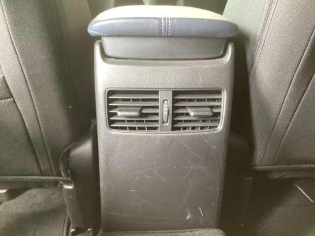 ��Ȃɂ��G�A�R��������̂ŏ�Ԃ���S�Ă̐l�����K�ɉ߂����܂��I�I