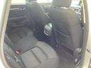 後部座席の人も足元もゆったり座れます。