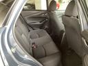 後部座席の人も足元もゆったり座れます。