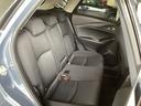 後部座席の人も足元もゆったり座れます。