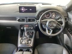 ���å��ԥåȤˤ����������ʤɤ��٤Ƥ����Ǥ�ɥ饤�С��濴�˺����оΤ����֤���Ʊ���ˤ���餬�ɥ饤�С������Ф���¤���Ȥ��뤳�Ȥǡ��ͤȥ���ޤΰ��δ��򴶤������ޤ��� 6