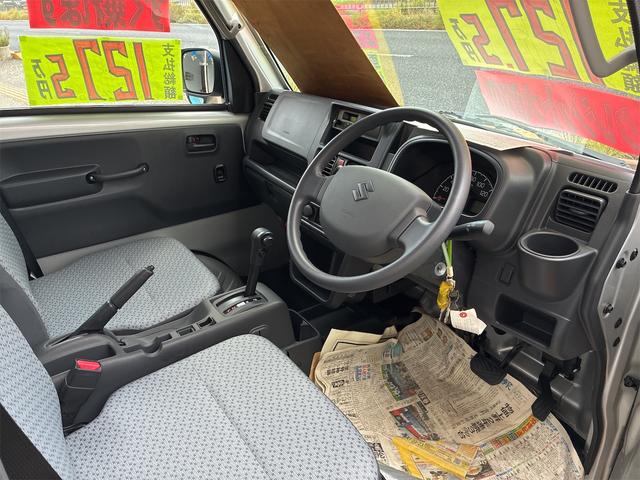キャリイトラック ＫＣエアコン・パワステ　エアコン　パワーステアリング　新車　ラジオ　ＦＭ　ＡＭ　シガーソケット　パワーウインドウ（12枚目）
