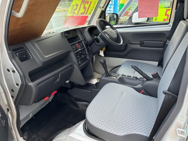 キャリイトラック ＫＣエアコン・パワステ　エアコン　パワーステアリング　新車　ラジオ　ＦＭ　ＡＭ　シガーソケット　パワーウインドウ（22枚目）