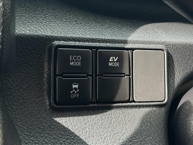 シエンタ ハイブリッドＧ　クエロ　後期モデル／７人乗り／ハーフレザーシート／純正ナビＴＶ／Ｂｌｕｅｔｏｏｔｈ　／アラウンドビューモニター／両側パワースライドドア／ソナー／１オーナー／衝突被害軽減ブレーキ／オートハイビーム／スマートキー（42枚目）