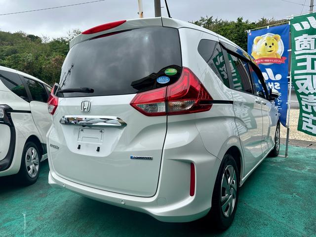 フリードハイブリッド ハイブリッド・Ｇホンダセンシング　ナビＴＶフルセグ／バックカメラ／Ｂｌｕｅｔｏｏｔｈ／デュアルパワースライドドア／ＥＴＣ／前後ドラレコ／前後ソナー／衝突被害軽減ブレーキ／レーンアシスト／スマートキー２／ＬＥＤライト（5枚目）
