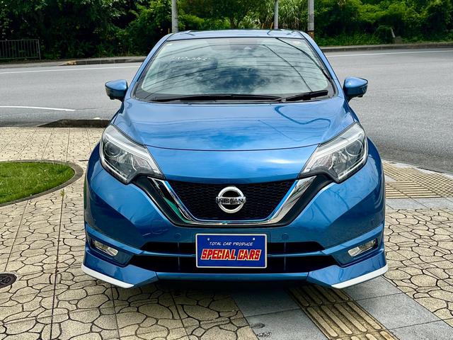ノート ｅ－パワー　Ｘ　純正フルエアロ＆ＡＷ／純正ナビＴＶフルセグ／アラウンドビューモニター／Ｂｌｕｅｔｏｏｔｈ　／エマージェンシーブレーキ／スマートミラー／インテリキー２／ＬＥＤライト／