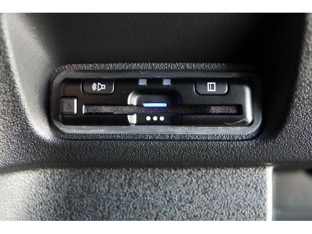 N-BOXカスタム ベースグレード 純正ナビ ドラレコ前 スマートキー、ETC、アルミホイール、リアカメラ、カーナビ、TV、フロアマット、ドアバイザー、リアシートスライド、両側スライドドア、あんしんパッケージ 防錆済 アクティブクルーズ(42枚目)