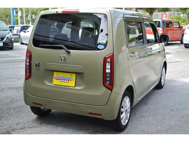 【納車前の無料サービス】　当店ではエンジンオイル、ワイパーゴム、バッテリーなどの消耗品に加えサビ止めをサービスで行って納車させて頂きます（＾＾）