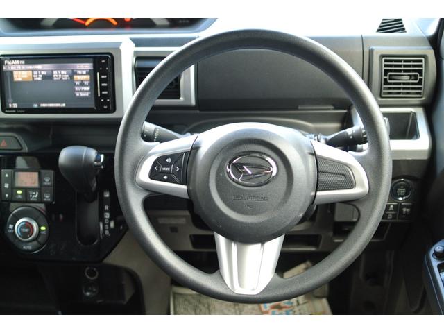 【納車前の無料サービス】　当店ではエンジンオイル、ワイパーゴム、バッテリーなどの消耗品に加えサビ止めをサービスで行って納車させて頂きます（＾＾）