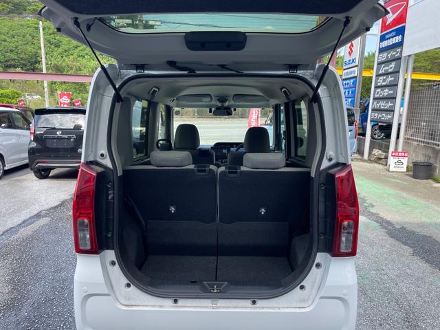 【納車前の無料サービス】　当店ではエンジンオイル、ワイパーゴム、バッテリーなどの消耗品に加えサビ止めをサービスで行って納車させて頂きます（＾＾）