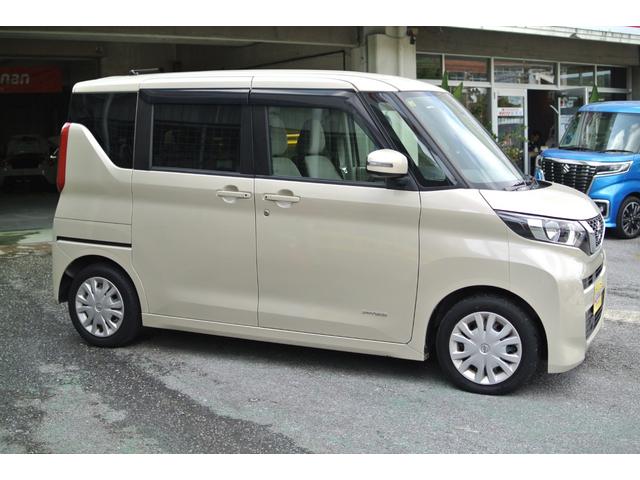 【納車前の無料サービス】　当店ではエンジンオイル、ワイパーゴム、バッテリーなどの消耗品に加えサビ止めをサービスで行って納車させて頂きます（＾＾）