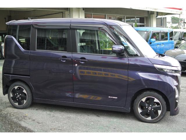 【納車前の無料サービス】　当店ではエンジンオイル、ワイパーゴム、バッテリーなどの消耗品に加えサビ止めをサービスで行って納車させて頂きます（＾＾）