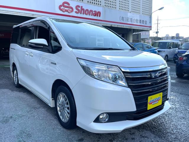 家族でのお出かけに大活躍！人気のノアお買い得価格で展示中♪