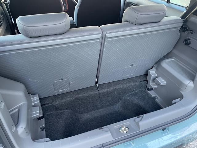 トランク下収納あり