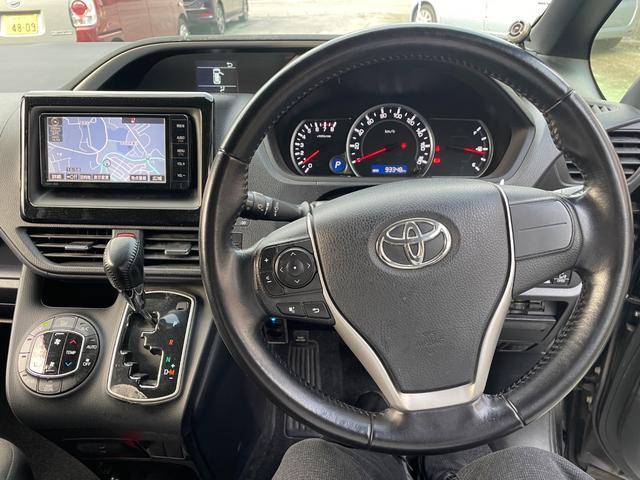 【純正フルセグＴＶナビ付き】　テレビ、ＤＶＤ、Ｂｌｕｅｔｏｏｔｈ、ＳＤカード対応のナビ付