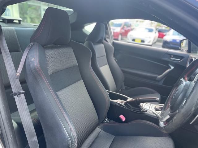８６ ＧＴ　走行６．５万ｋｍ　６速ＡＴ　純正ナビ　Ｂｌｕｅｔｏｏｔｈ　バックカメラ　本土仕入れ　禁煙車（31枚目）