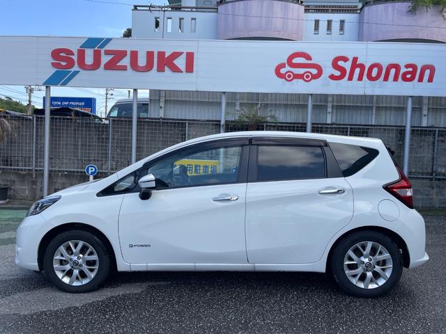 ノート ｅ－パワー　Ｘ　走行３．９万ｋｍ　修復歴なし　パールホワイト色　障害物センサー　社外オーディオ　ＥＴＣ　禁煙車　衝突軽減ブレーキ（32枚目）