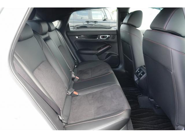 シビック ＲＳ　ＦＯＰナビ　ドラレコ　スマートキー、リアカメラ、カーナビ、ＴＶ、フロアマット、ドアバイザー　防錆済　ＬＥＤヘッド　Ｂカメラ　シートヒーター　パワ－シ－ト　フルセグＴＶ　クルーズコントロール　ＵＳＢ（14枚目）