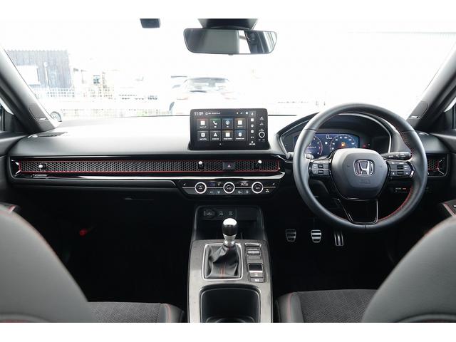 シビック ＲＳ　ＦＯＰナビ　ドラレコ　スマートキー、リアカメラ、カーナビ、ＴＶ、フロアマット、ドアバイザー　防錆済　ＬＥＤヘッド　Ｂカメラ　シートヒーター　パワ－シ－ト　フルセグＴＶ　クルーズコントロール　ＵＳＢ（15枚目）