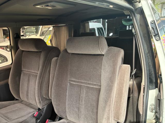 ハイエースワゴン スーパーカスタムリミテッド　社外アルミ　エアコン　後席エアコン　パワーステアリング　パワーウィンドウ（26枚目）