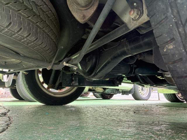 ハイエースワゴン スーパーカスタムリミテッド　社外アルミ　エアコン　後席エアコン　パワーステアリング　パワーウィンドウ（38枚目）