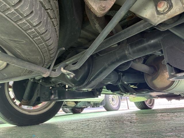 ハイエースワゴン スーパーカスタムリミテッド　社外アルミ　エアコン　後席エアコン　パワーステアリング　パワーウィンドウ（40枚目）