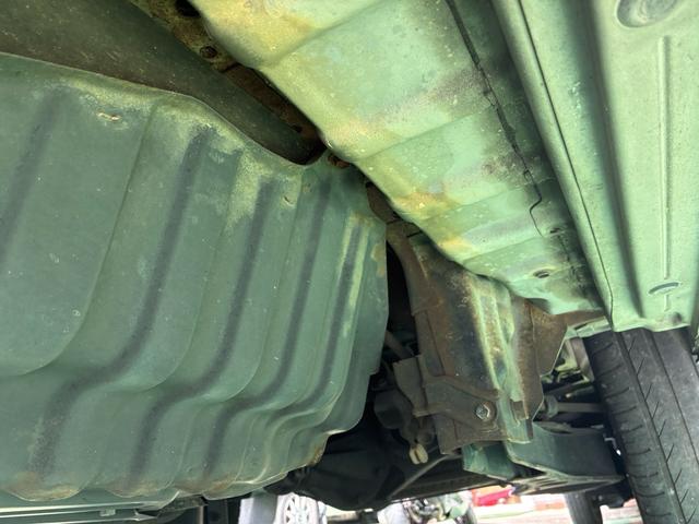 ハイエースワゴン スーパーカスタムリミテッド　社外アルミ　エアコン　後席エアコン　パワーステアリング　パワーウィンドウ（48枚目）