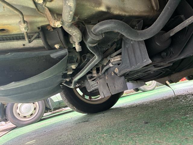 ハイエースワゴン スーパーカスタムリミテッド　社外アルミ　エアコン　後席エアコン　パワーステアリング　パワーウィンドウ（50枚目）