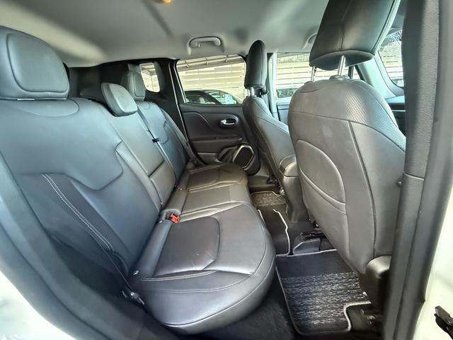 《支払総額》支払総額には車検整備費用・諸費用（税金）・登録費用などを含めて算出させていただいております。詳しい内訳などお知りになりたい際はお見積りは無料となっておりますのでお気軽にお問い合わせください