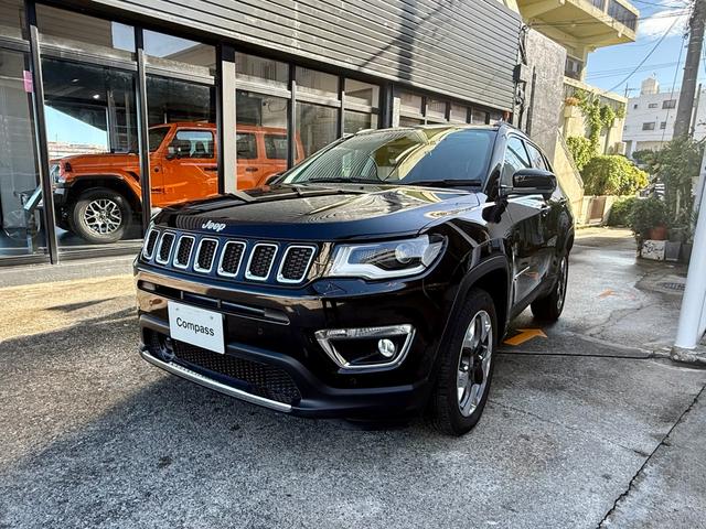 Ｊｅｅｐ沖縄ショールーム隣の第二展示場にて展示しております。沖縄県浦添市城間１－３９－２　国道５８号線を那覇向け「同仁病院」手前のＪｅｅｐの看板を目印にお越しくださいませ。