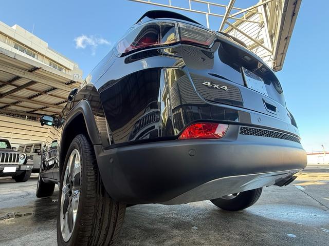 安心のアンチブロックブレーキを搭載。急ブレーキ時でもタイヤのロックを防ぎ、安定した制動をサポートします。