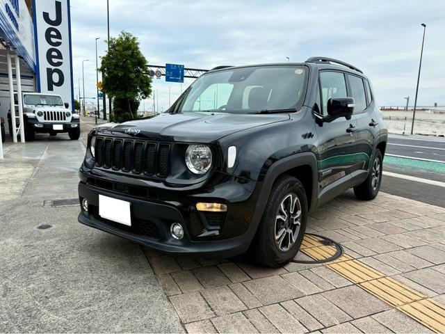 ジープ・レネゲード ロンジチュード　ＬＥＤヘッドランプ／クルーズコントロール／盗難防止システム／バックカメラ／純正Ｕコネクトディスプレイオーディオ／キーレスエントリー／ＥＴＣ付／ＵＳＢ入力端子／Ｂｌｕｅｔｏｏｔｈ／走行距離４３２００ｋｍ（4枚目）
