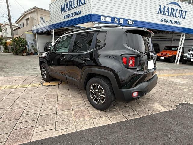 ジープ・レネゲード ロンジチュード　ＬＥＤヘッドランプ／クルーズコントロール／盗難防止システム／バックカメラ／純正Ｕコネクトディスプレイオーディオ／キーレスエントリー／ＥＴＣ付／ＵＳＢ入力端子／Ｂｌｕｅｔｏｏｔｈ／走行距離４３２００ｋｍ（9枚目）