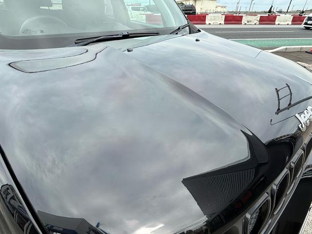 ジープ・レネゲード ロンジチュード　ＬＥＤヘッドランプ／クルーズコントロール／盗難防止システム／バックカメラ／純正Ｕコネクトディスプレイオーディオ／キーレスエントリー／ＥＴＣ付／ＵＳＢ入力端子／Ｂｌｕｅｔｏｏｔｈ／走行距離４３２００ｋｍ（34枚目）