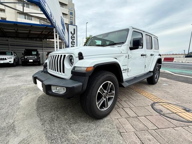 【アクセス】国道５８号線を那覇より北向けメイクマン浦添店手前の交差点をＵターン、約１０メートル先左側の丸貴本社ビルを超え約１０メートル先の同仁病院手前。ジープの看板を目印に！