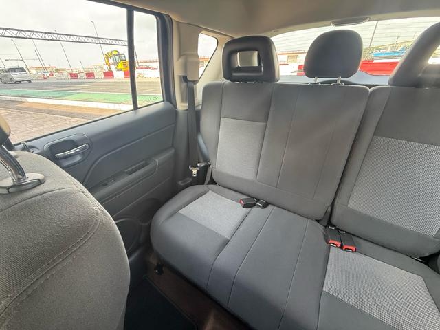 クルーズコントロール／盗難防止システム／サイドカメラ／ＥＴＣ／ＴＶ／ナビゲーション／キーレスエントリー／Ｂｌｕｅｔｏｏｔｈ／走行距離４５８００ｋｍ／車検Ｒ９年４月／本革巻ステアリン／１７インチホイール