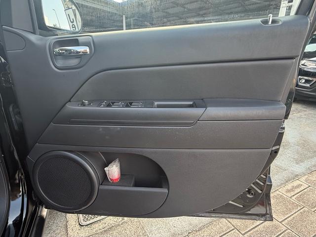 運転席側ドアパネルです。店頭にて現車確認できす。ぜひお客様の目でお確かめ下さい。