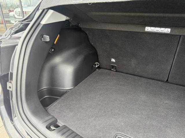 下取り車両もおまかせ下さい！下取りについて輸入車・国産車問わず全メーカーの査定・下取りを承ります。年式・走行距離・状態などを考慮し査定価格をご提示致します。ご希望の際はお気軽にお問い合わせください。